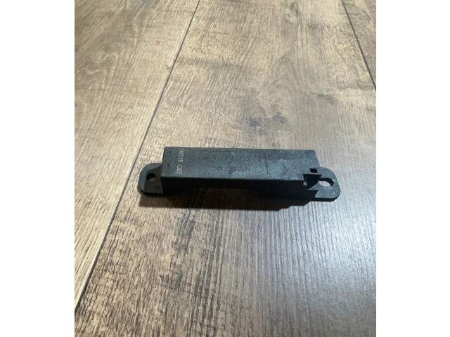 Блок управления A1668200075, 33503401   Mercedes-Benz GL X166