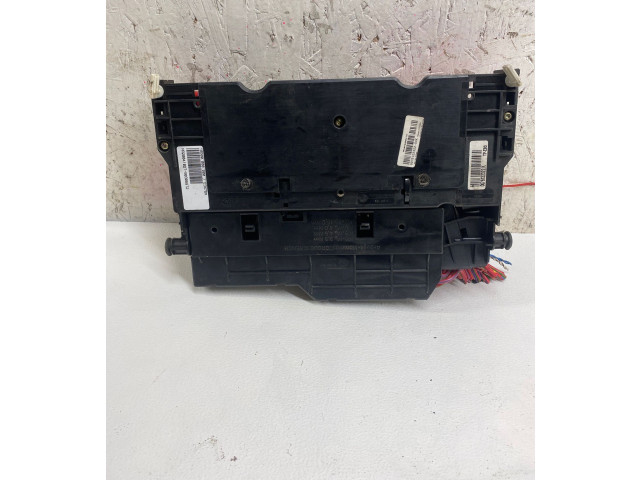 Блок предохранителей 8387153   BMW X3 E83    