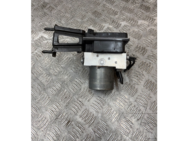 Блок АБС 0265234035, 3090605 BMW X3 E83 2003 - 2010 года