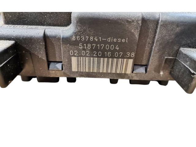 Блок предохранителей 8637841, 518717004 Volvo S60