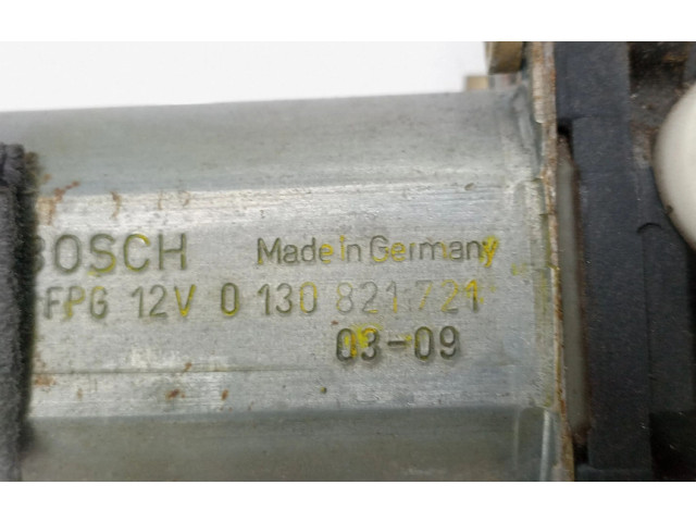 Передний двигатель механизма для подъема окон    Nissan Terrano