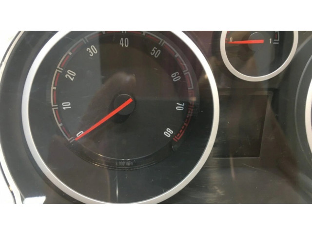 Панель приборов 13372989 Vauxhall Corsa D