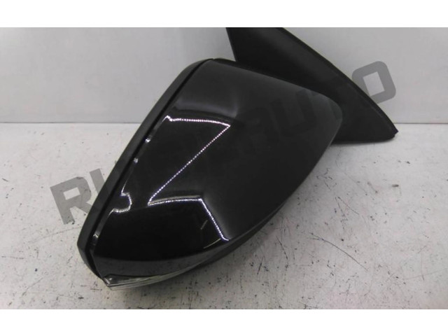 Зеркало электрическое Skoda Octavia Mk3 (5E) 2013 - 2019 года