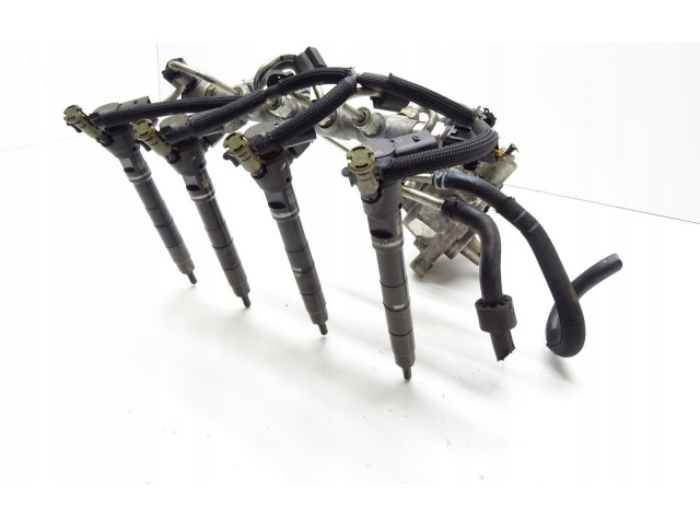 Комплект форсунок 04L130277B Skoda Octavia Mk3 (5E)