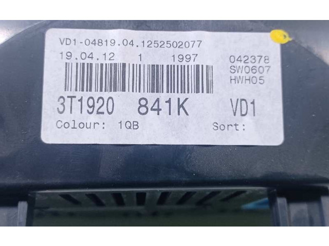 Панель приборов 3T1920841K   Skoda Superb B6 (3T)       