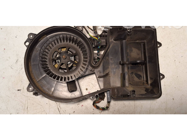 Вентилятор печки    982677J   Mercedes-Benz R W251