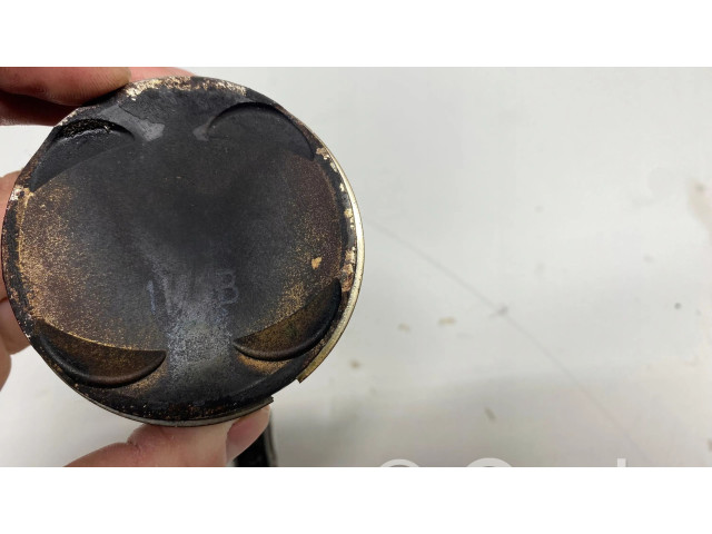 Поршень с шатуном G3LD Hyundai i10