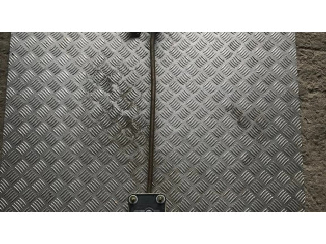 Механизм переключения передач (кулиса) (в салоне)