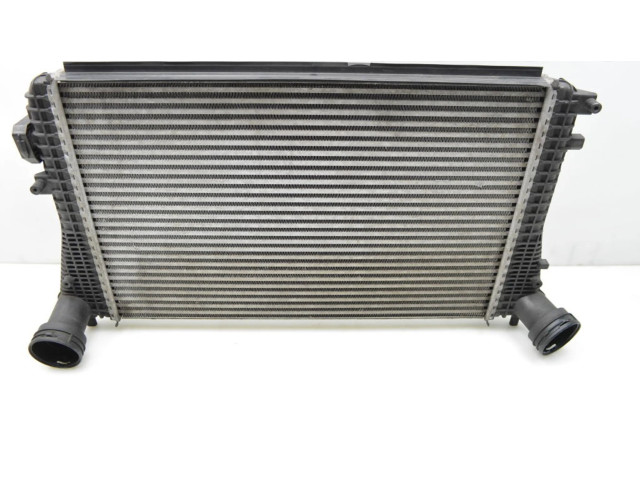 Интеркулер  1K0145803T   Volkswagen Golf VI 