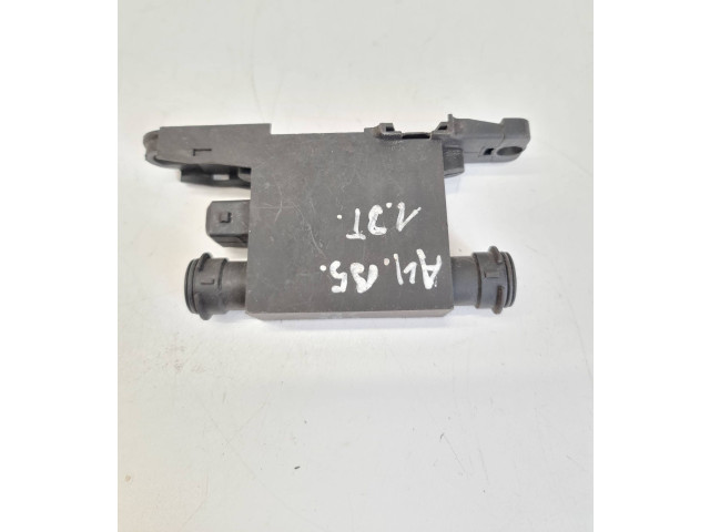 Генератор 4A0959981A, D104A   Audi A4 S4 B5 8D      