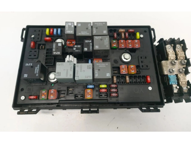 Pojistková skříňka C11000053 Mazda 5 2010