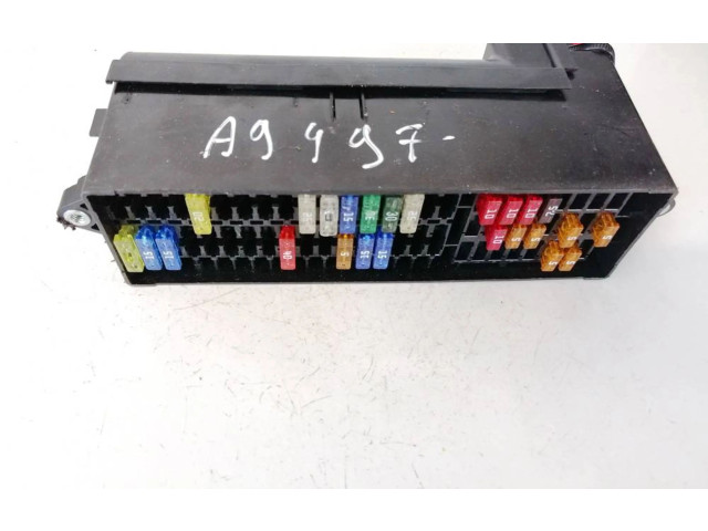 Блок предохранителей Volkswagen Golf Plus