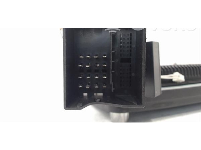 Дисплей    1795021711   Volkswagen Passat Alltrack