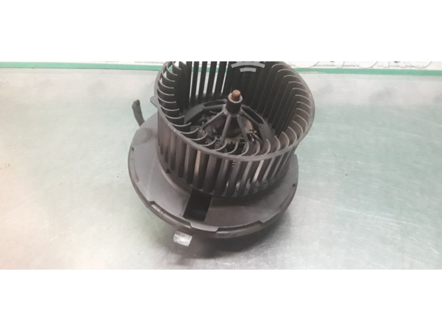 Вентилятор печки 1K1819015 Volkswagen Caddy