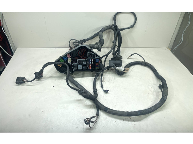   Pojistková skříňka 4l1971072nd, 7L0937576B   Audi Q7 4L 2014