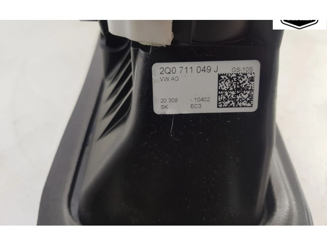 Рычаг переключения передач    2Q0711049J, 2Q0711049J   Seat Ibiza V (KJ)
