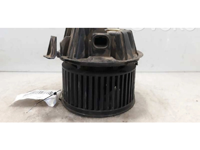 Вентилятор печки 272106020R Dacia Sandero