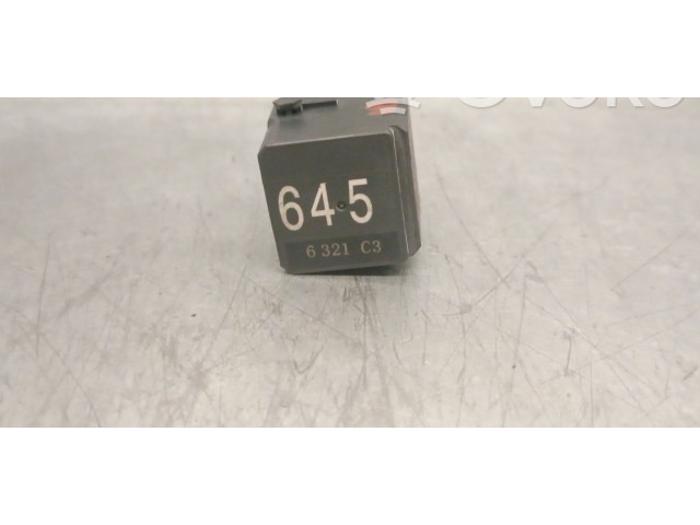 Pojistková skříňka 4H0951253A Volkswagen Caddy 2017