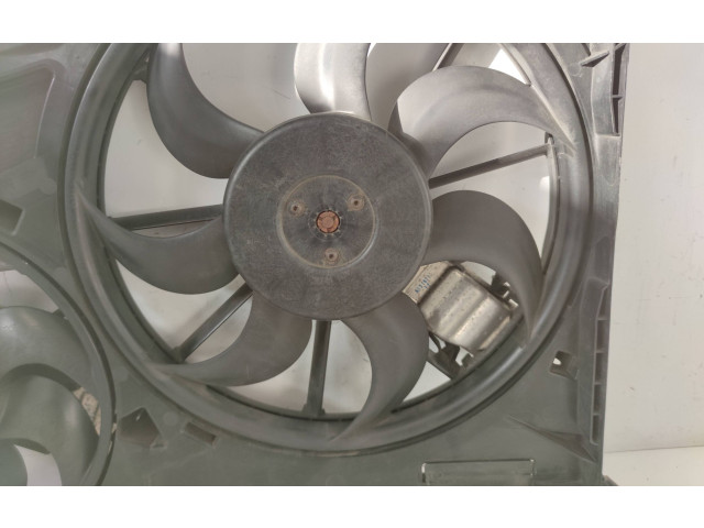 Вентилятор радиатора 30792924, 035104003 Volvo V70