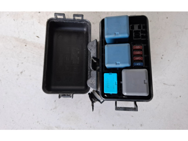 Pojistková skříňka 8266248190 Lexus RX 450H 2011