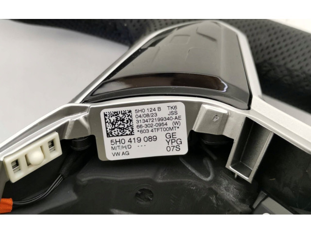 Руль Volkswagen Golf VII 2013 - 2019 года nan, CZARNY