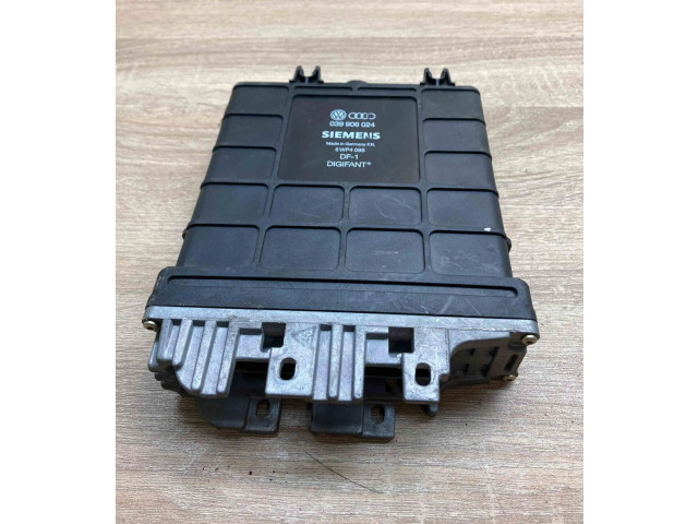 Řídící jednotka 039906024 Audi A6 S6 C4 4A 1994