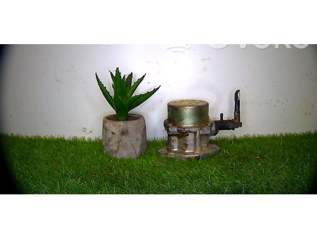 Вакуумный насос Renault Clio III 2005 - 2012 года