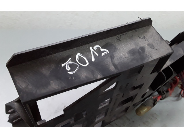   Pojistková skříňka 4E0971845   Audi A8 S8 D3 4E 2006