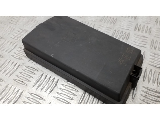 Крышка блока предохранителей 5Q0937132B Skoda Superb B8 (3V)