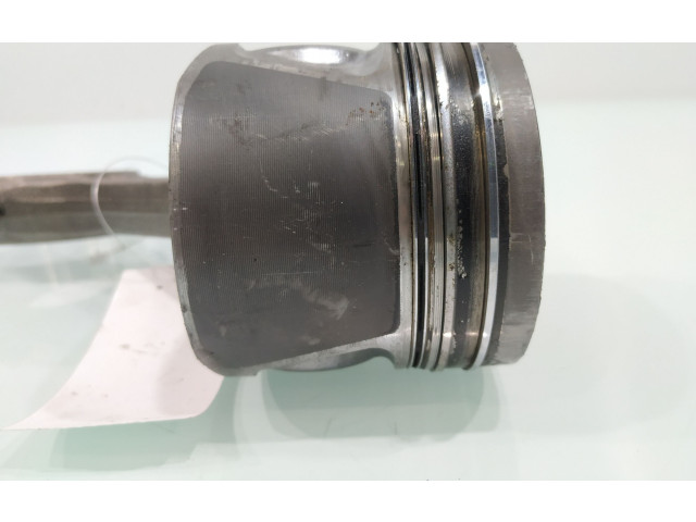  Поршень с шатуном BKP 038J  Volkswagen PASSAT B6  