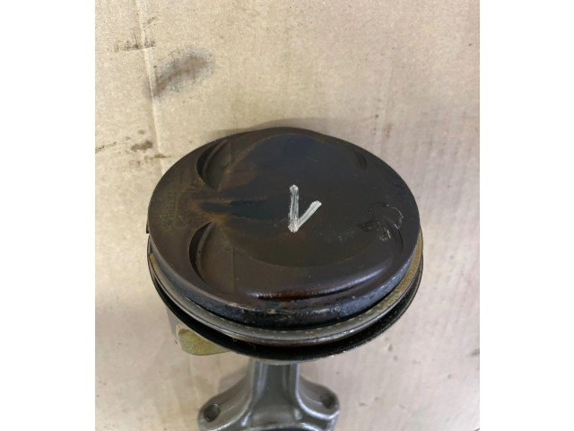  Поршень с шатуном CZPA 06LL  Skoda Kodiaq  