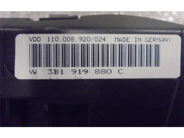 Přístrojová deska Volkswagen Passat Alltrack 1999 3B1919880C, 3B1919880C