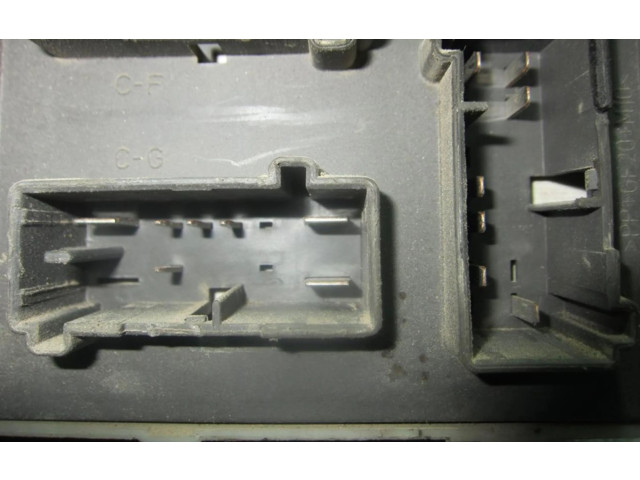 Блок предохранителей 1C15-8C607-AE Ford Transit