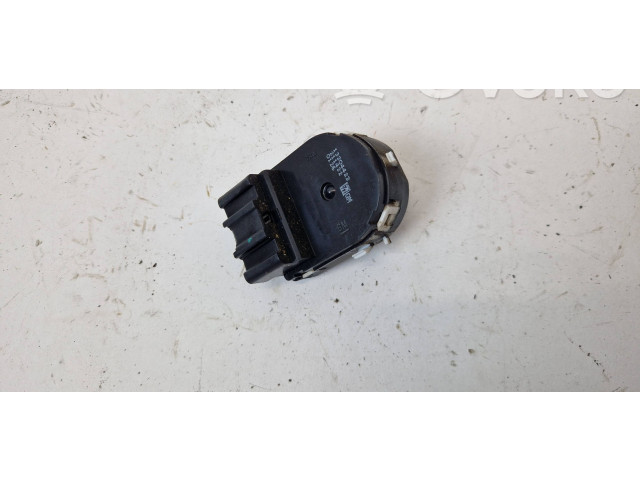 Sicherungskasten komplett 13304423   Saab 9-5    