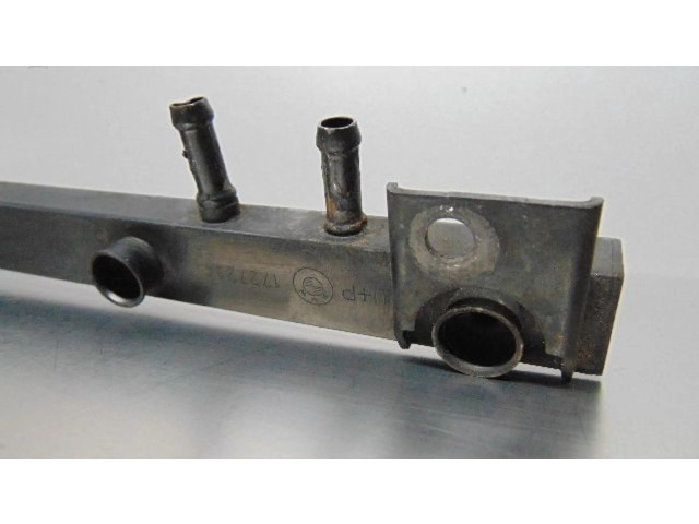 Vstřikovací lišta 1727234 BMW 3 E36 pro benzínový motor 1.6 16 4 E1