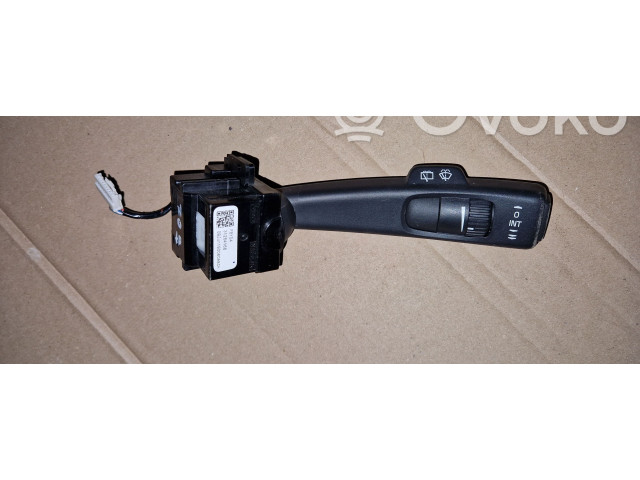 Ручка стеклоочистителей 31264168   Volvo V70