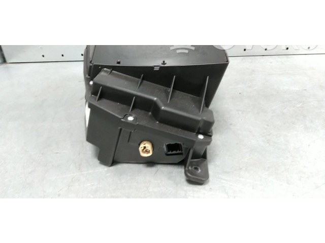 Дисплей    36011698, 32300227   Volvo XC60