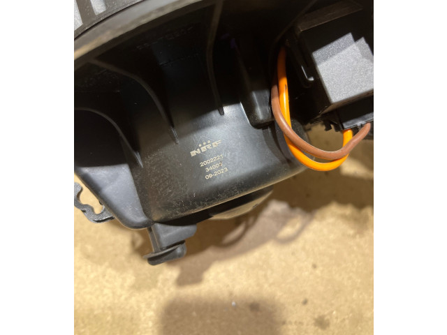 Вентилятор печки    2002221, 092023   Volkswagen Touran I