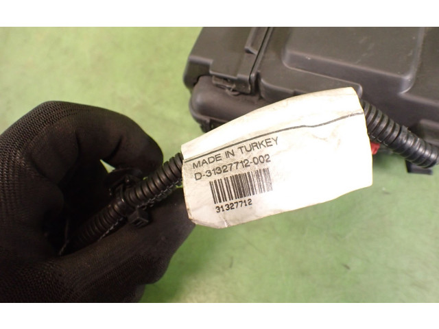 Блок предохранителей  3133718230659092   Volvo V70    