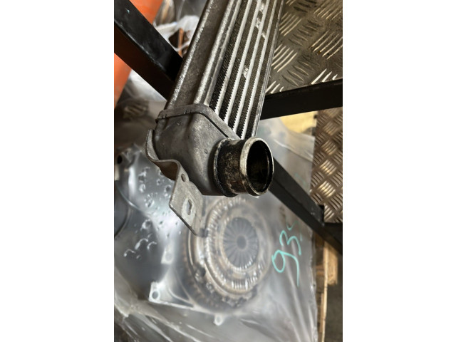 Интеркулер     Opel Meriva A 