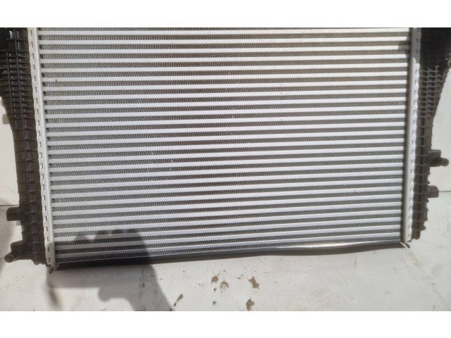 Интеркулер  1K0145803T   Volkswagen Touran I 