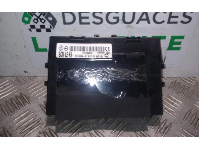 Блок комфорта 8200525391 Renault Clio III