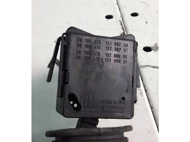 Ручка стеклоочистителей 09185413   Opel Meriva A