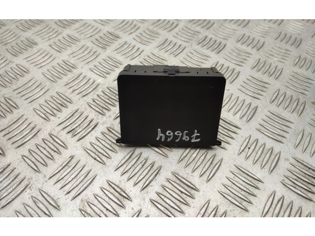 Блок управления климат-контролем 9832228080 Citroen Berlingo