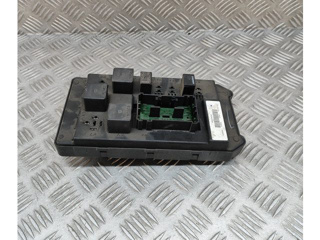 Блок предохранителей 56050066AC Jeep Grand Cherokee (WK)