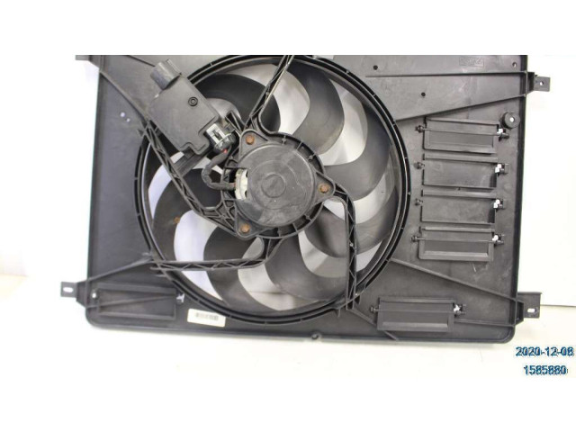 Вентилятор радиатора     31686806    Volvo V70 