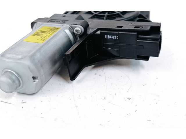 Pojistková skříňka Передний двигатель механизма для подъема окон 111221, 970714102 Volvo XC70 2012