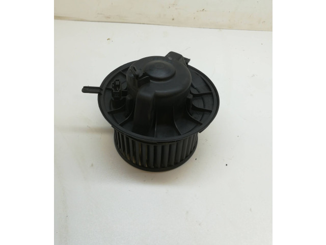 Вентилятор печки 1K1819015, 1K1819015C Skoda Octavia Mk2 (1Z)