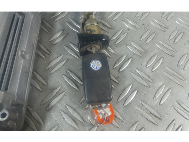 Řídící jednotka 070906016BH, 1039S08232   Volkswagen Transporter - Caravelle T5 2003