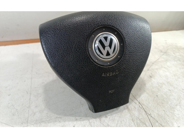 Подушка безопасности водителя 2K0880201E   Volkswagen Caddy